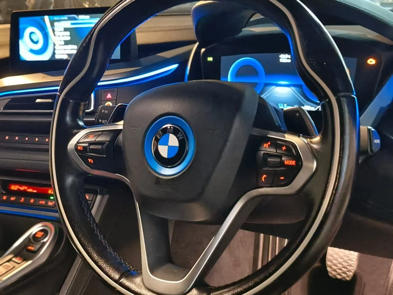 
BMW i8 full									