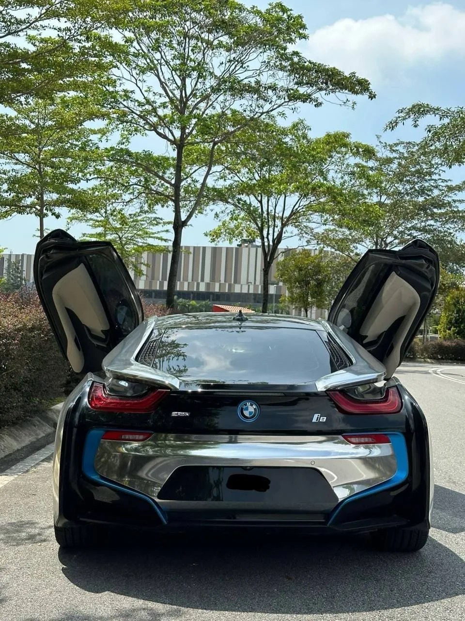 BMW i8
