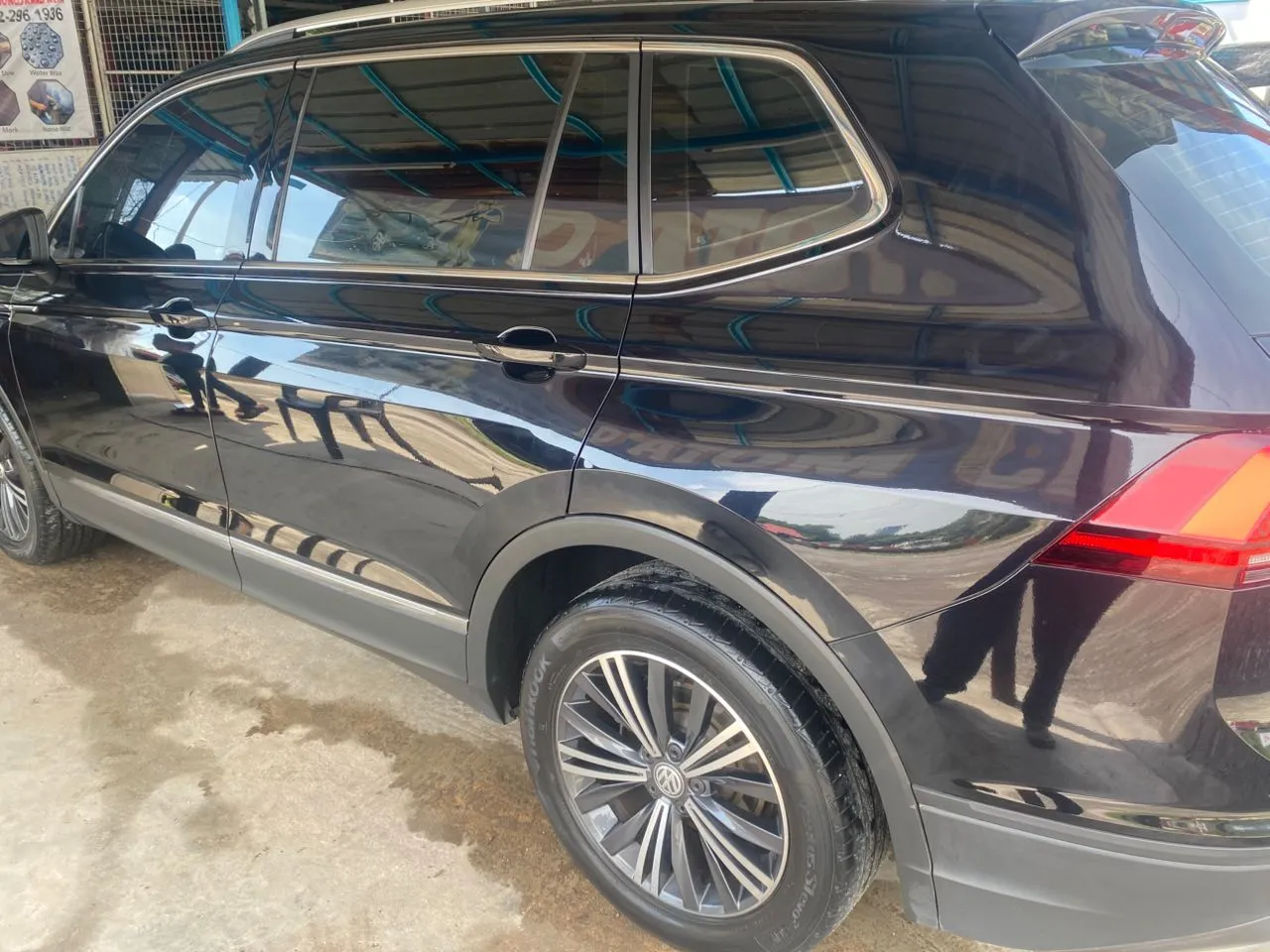 
Volkswagen Tiguan Allspace full									