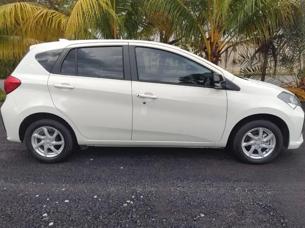 
Perodua Myvi Gen 3 H Spec full									