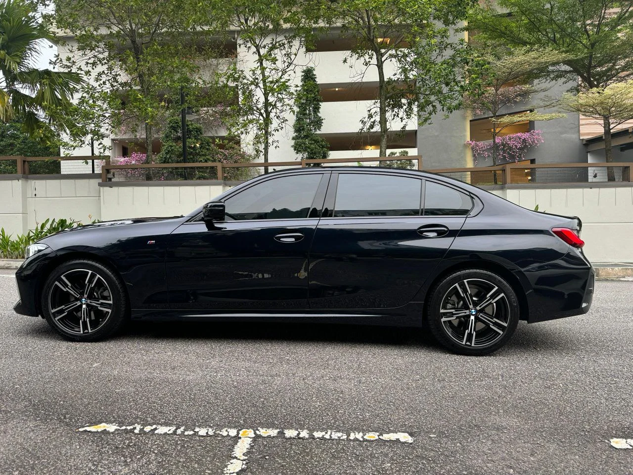 BMW 330Li