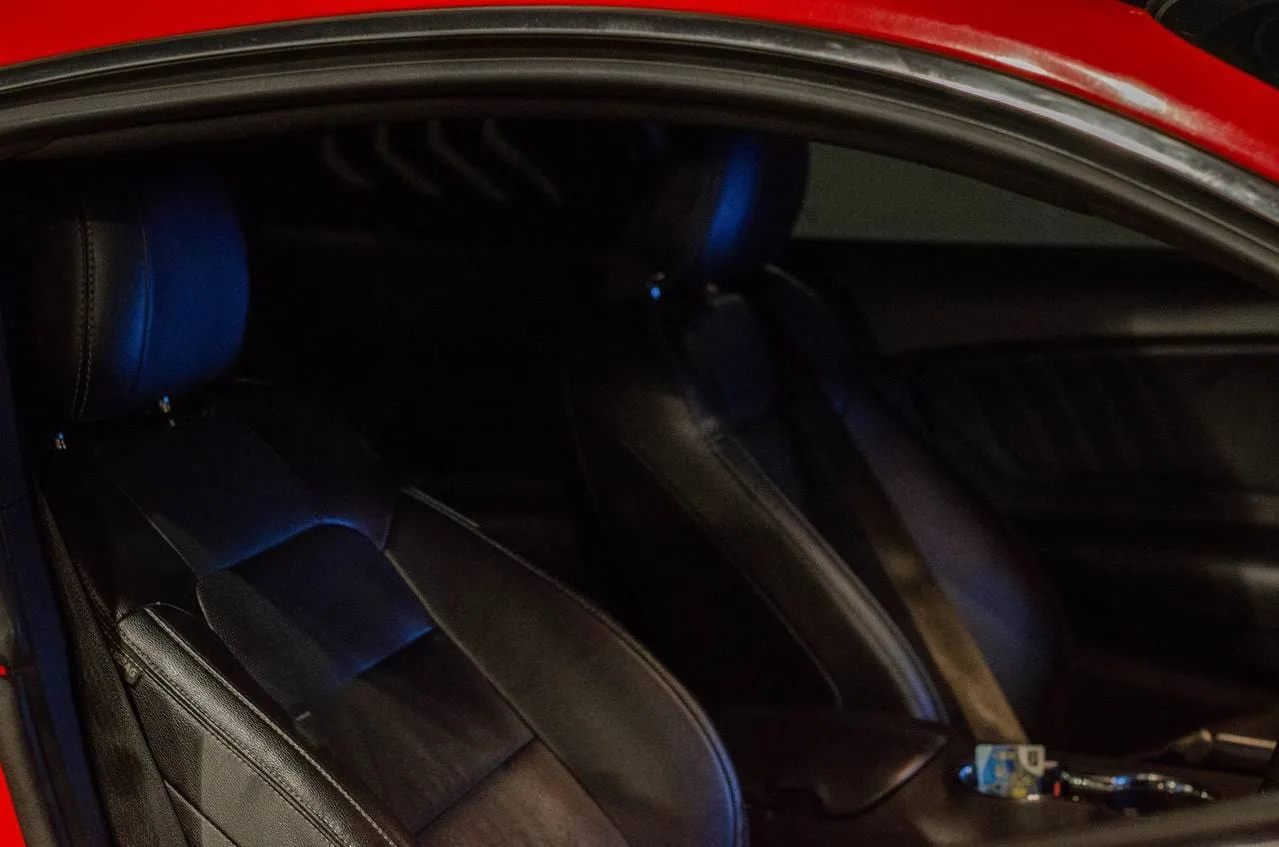 
Ford Mustang 5.0 full									