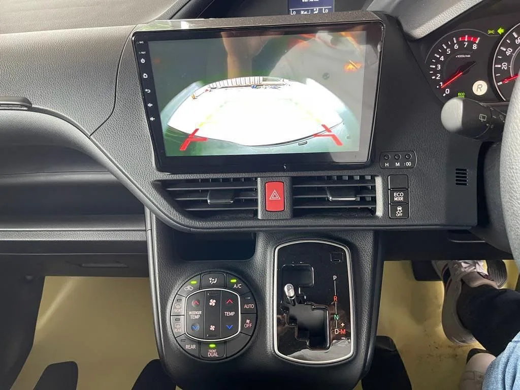 
Toyota Voxy/Noah (Mini Vellfire) full									