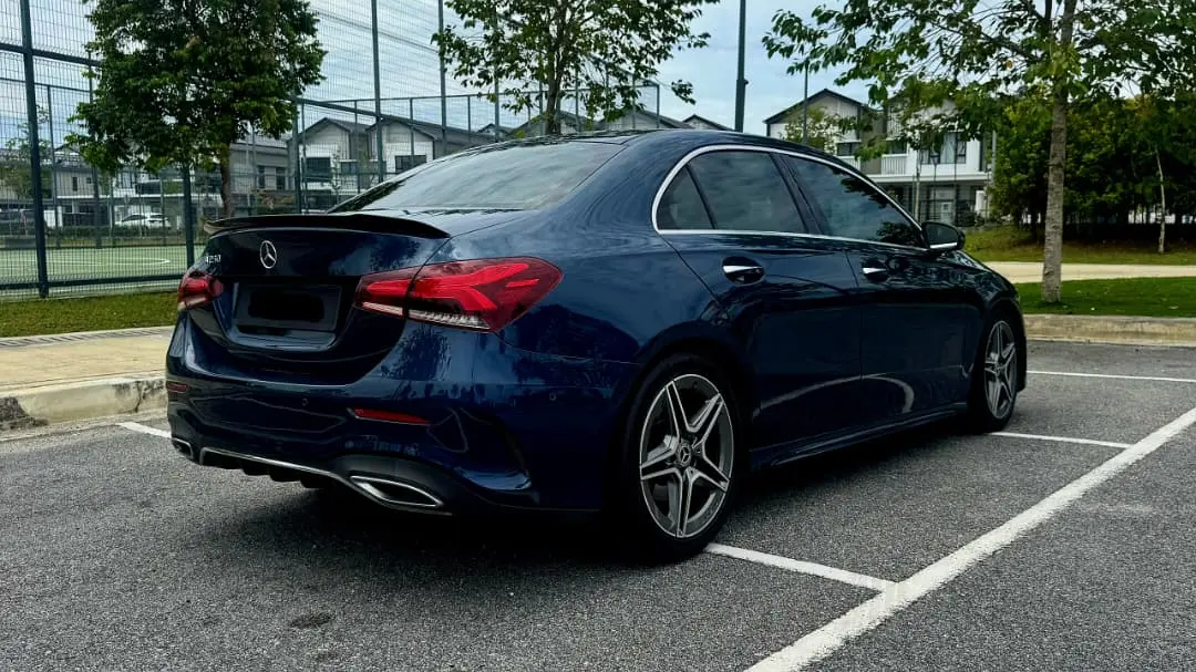 
Mercedes A250 Sedan full									