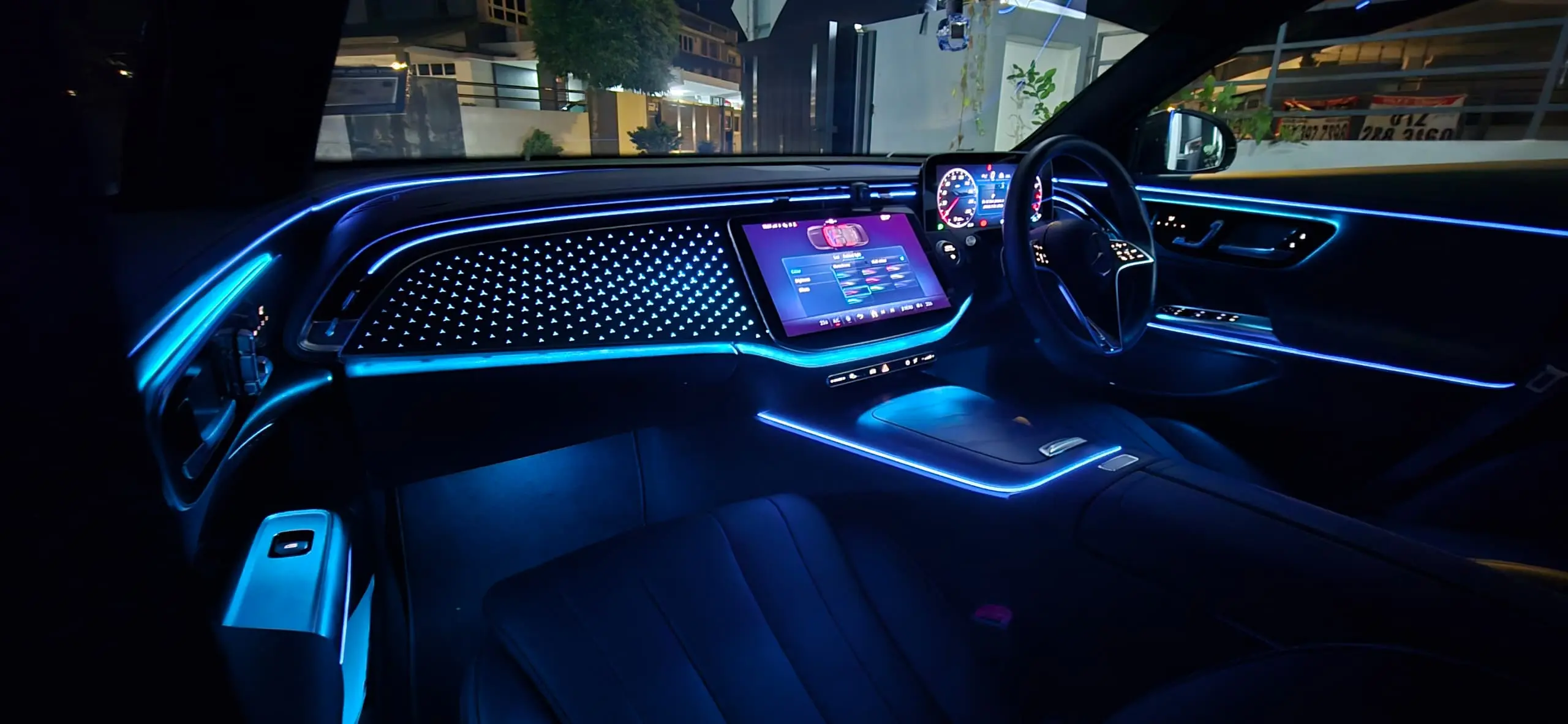 
Mercedes E200 W214 full									