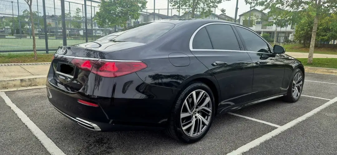 
Mercedes E200 W214 full									