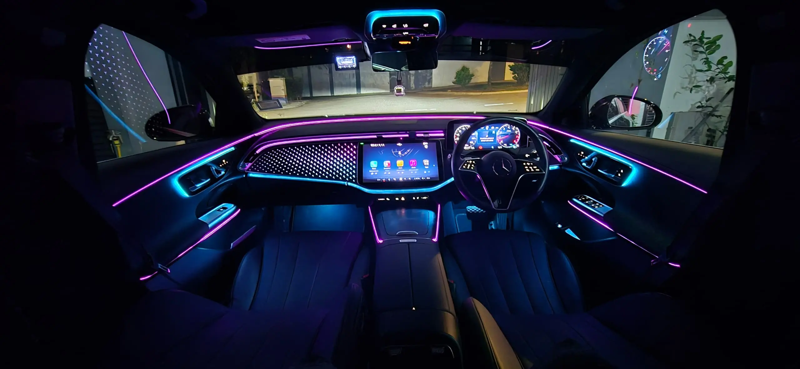 
Mercedes E200 W214 full									