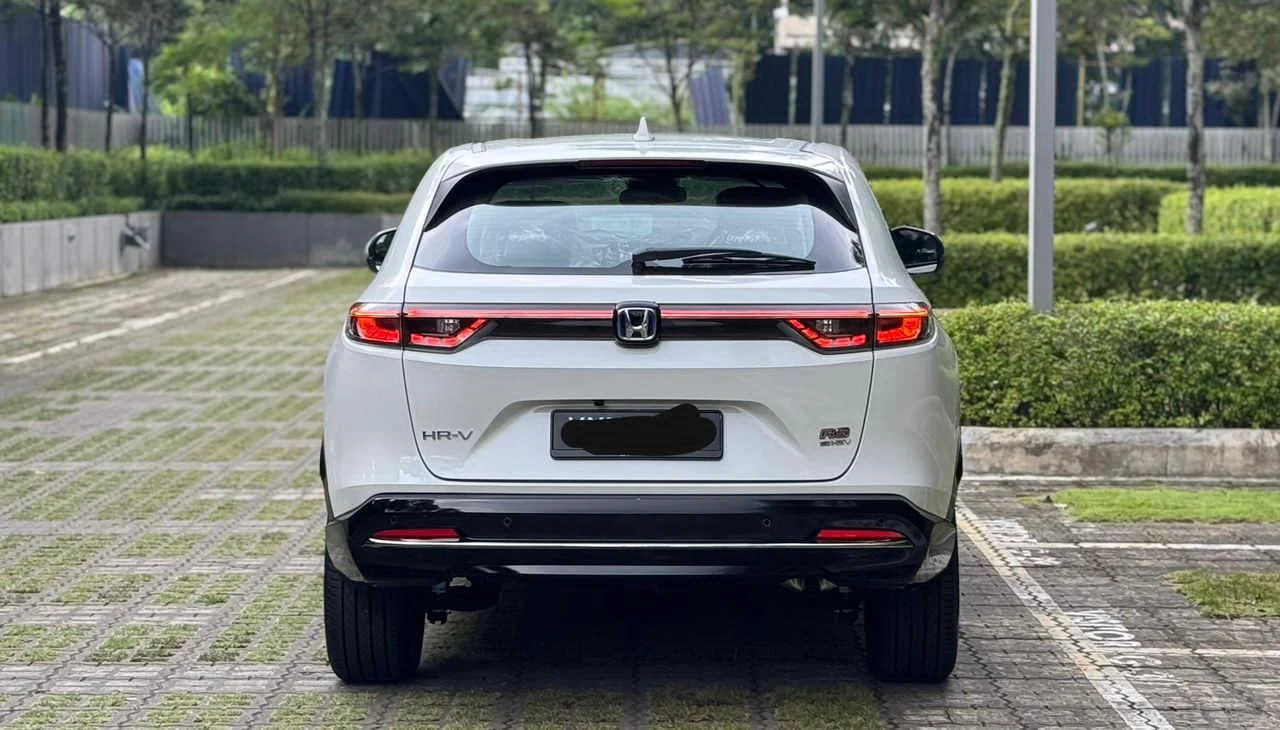 
Honda HRV RS (Hybrid) full									