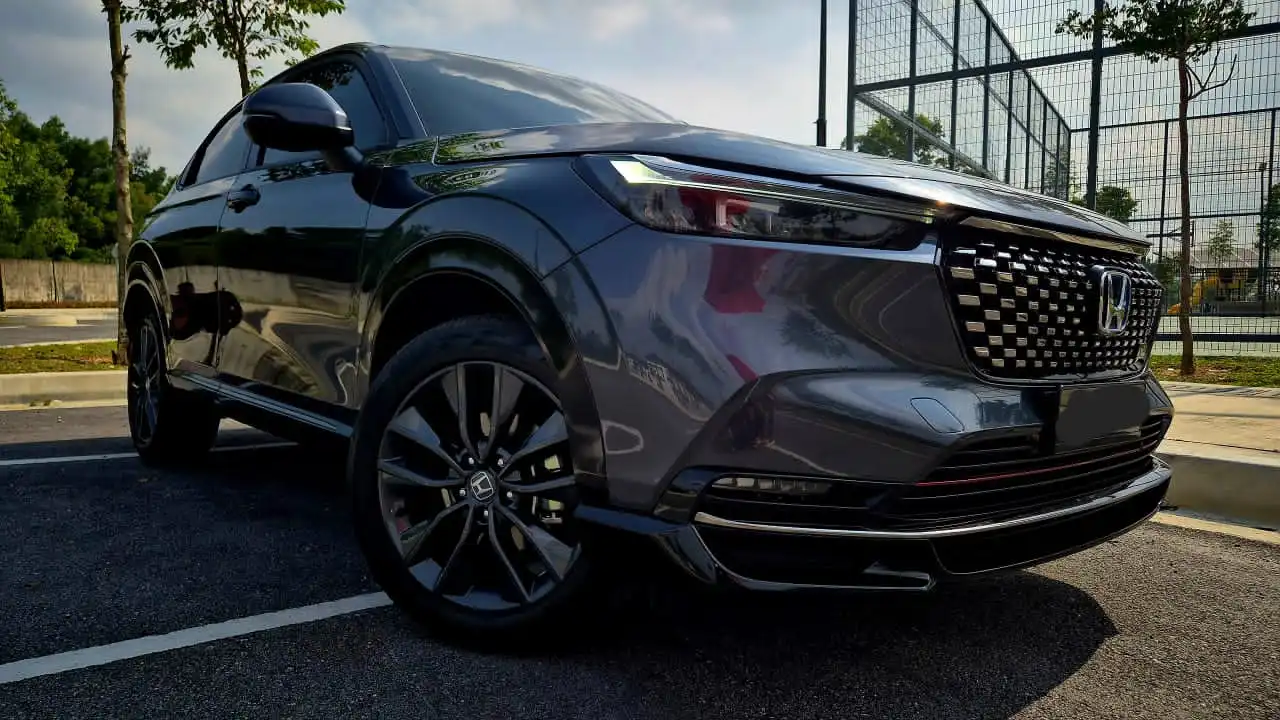 
Honda HRV RS (Hybrid) full									