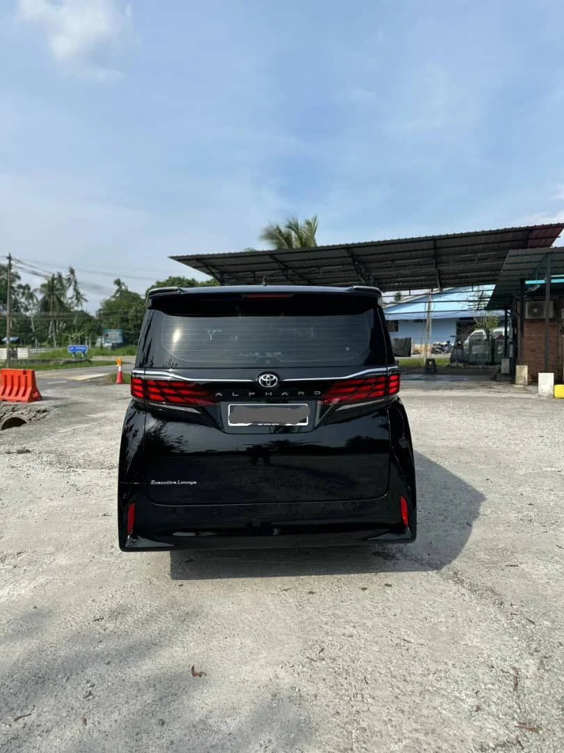 Vellfire/Alphard AGH40 Executive Lounge
