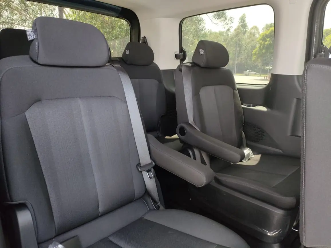 
Hyundai Staria Lite full									