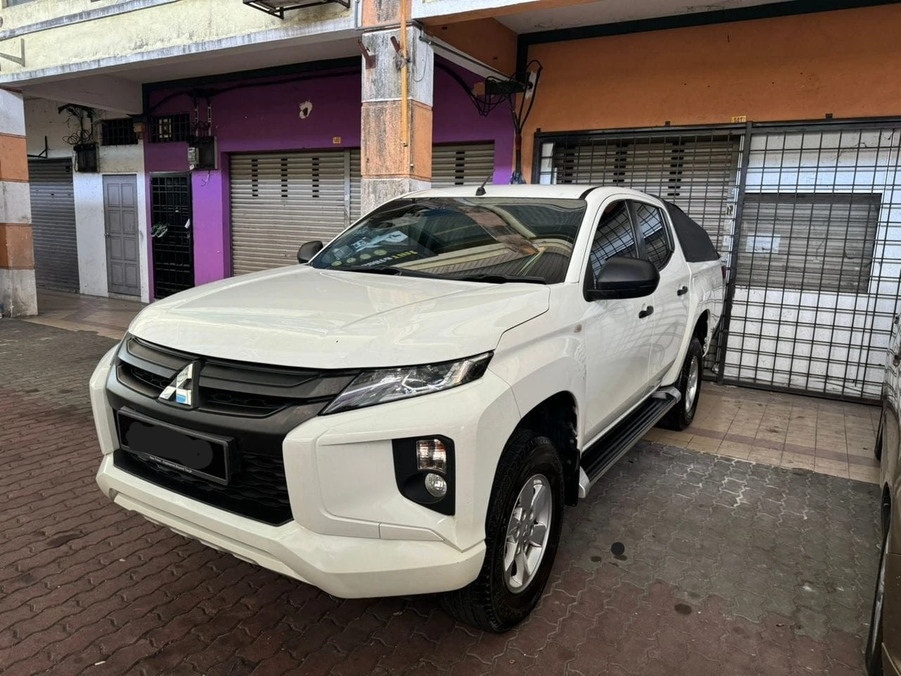 Mitsubishi Triton