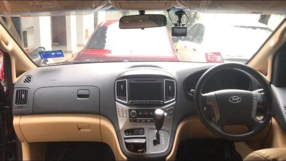 
Hyundai Starex Plus full									