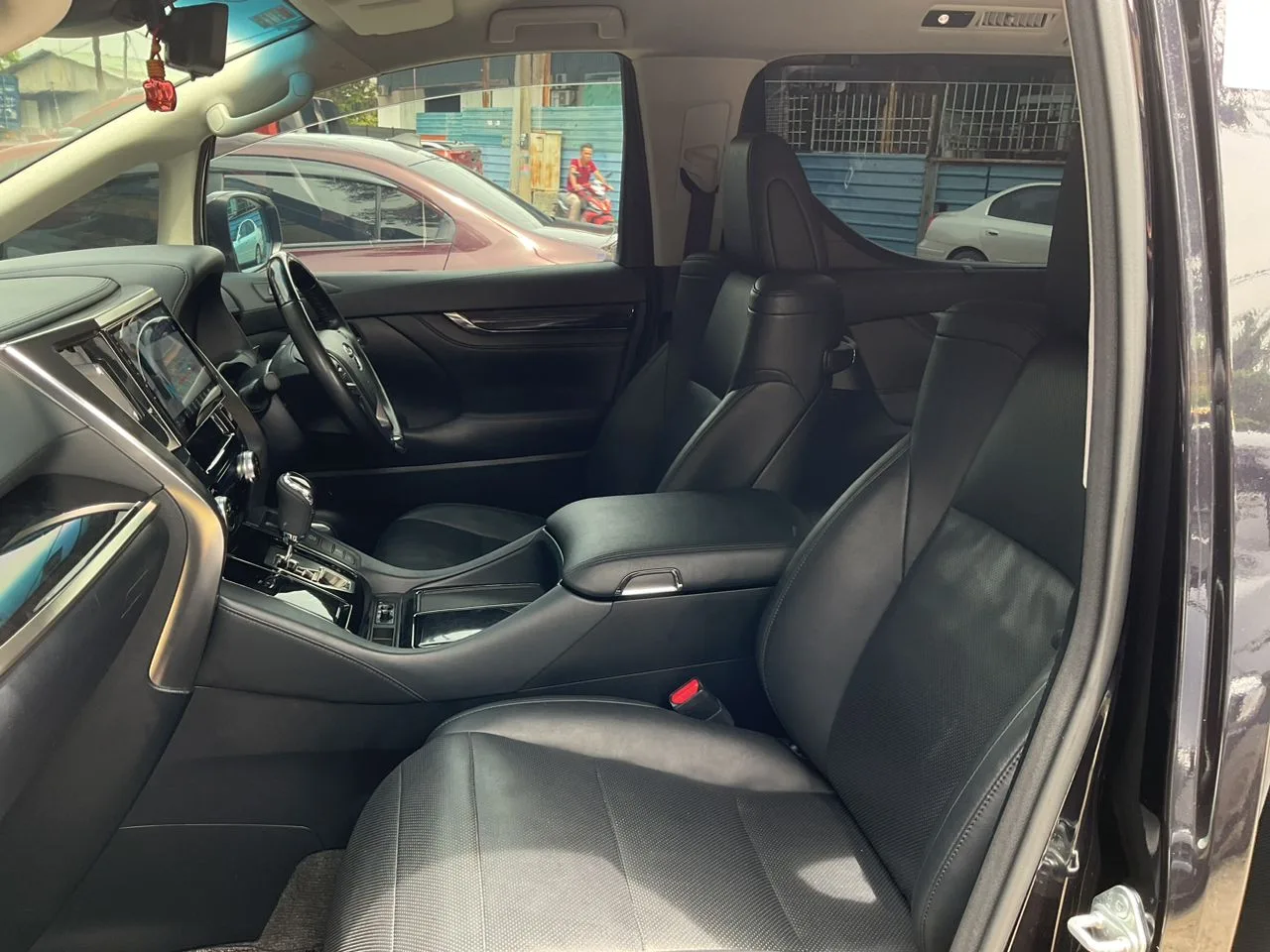 
Vellfire ZG AGH30 New Facelift full									