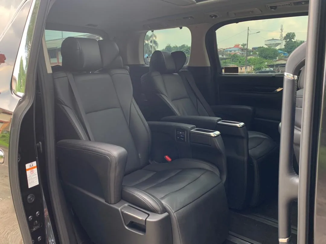 
Vellfire ZG AGH30 New Facelift full									